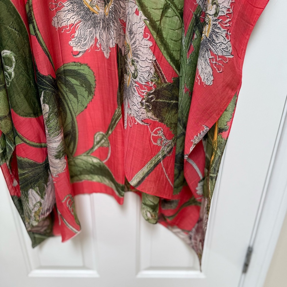 One Hundred Stars Vibrant Floral Kimono-NWOT - Picture 7 of 8